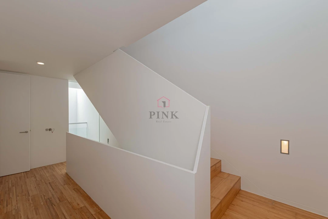 Apartamento T3 para Venda em São Martinho Foto 33