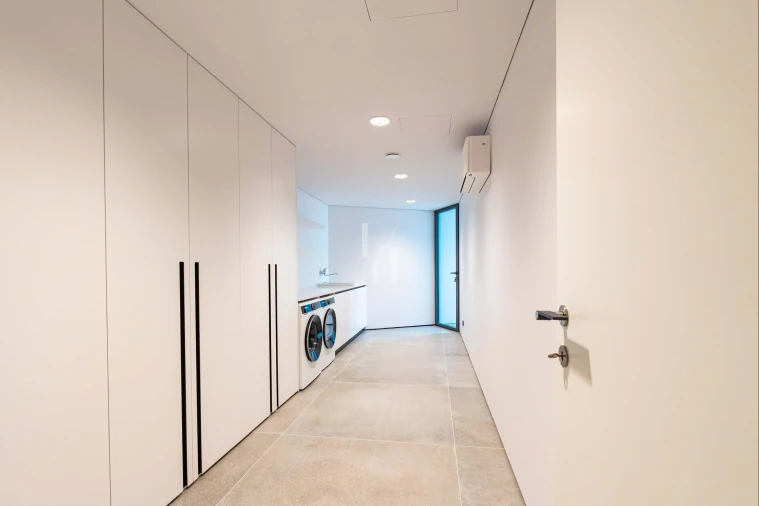 Moradia T4 para Venda em Quarteira Foto 18