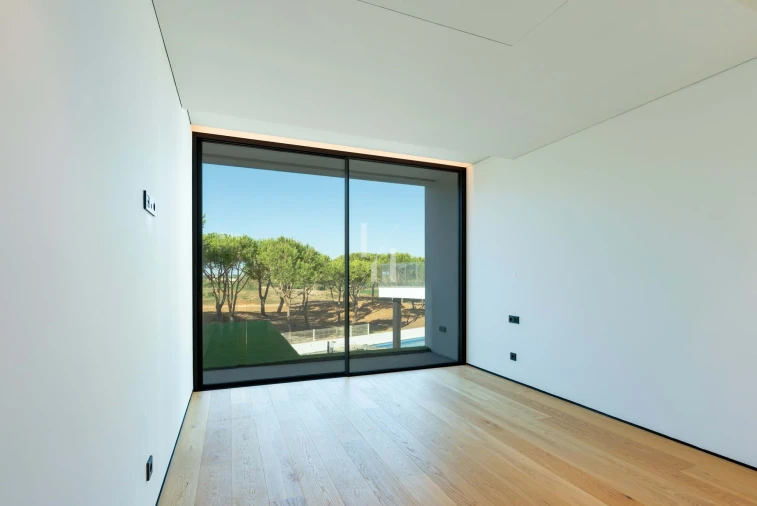 Moradia T4 para Venda em Quarteira Foto 11