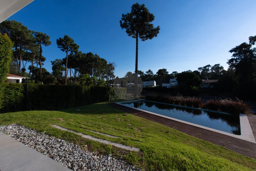 Moradia T4 para Venda em Charneca de Caparica e Sobreda Foto 4