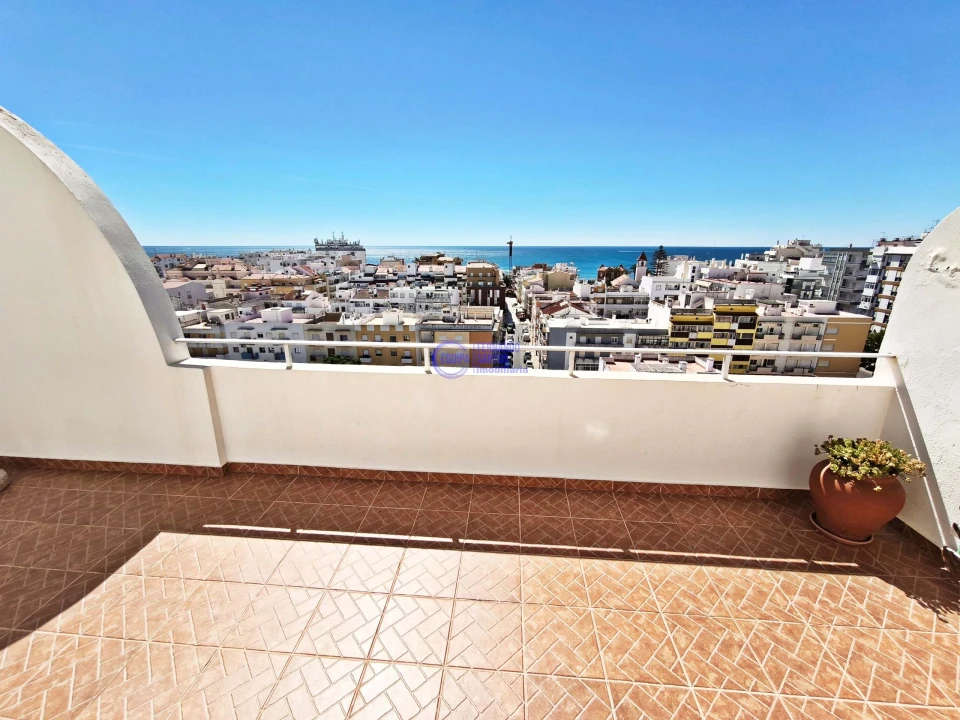 Apartamento T2 para Venda em Armação de Pera Foto 2