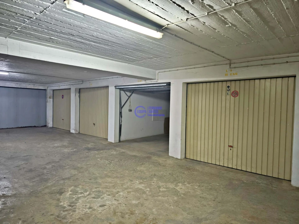 Apartamento T2 para Venda em Armação de Pera Foto 33
