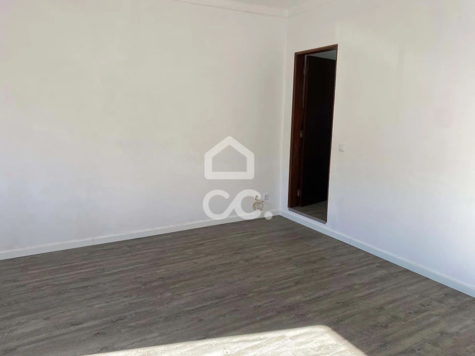 Terreno para Arrendamento em Roliça Foto 5