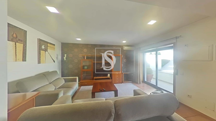 Moradia T2 para Venda em Aldão Foto 2