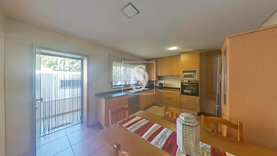 Moradia T2 para Venda em Aldão Foto 4