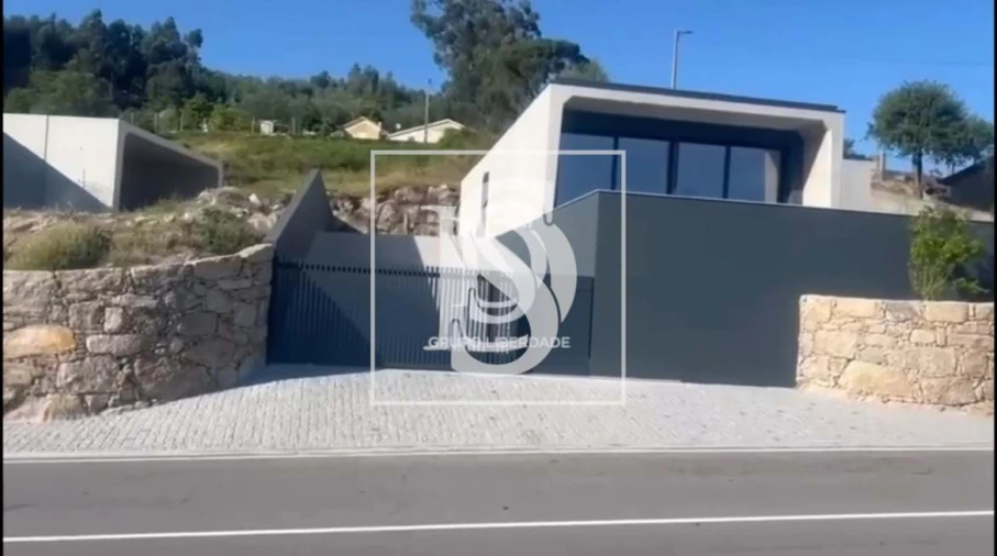 Moradia T3 para Venda em Leitões, Oleiros e Figueiredo Foto 25