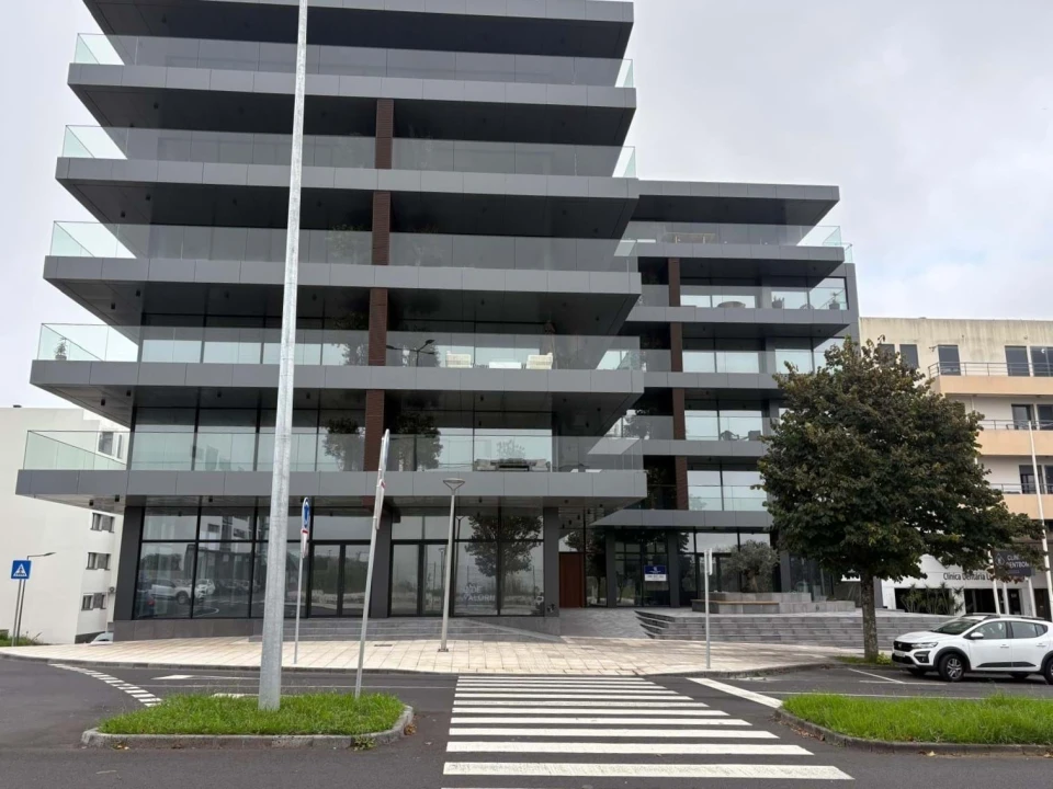 Negócio para Venda em Ponta Delgada (São Pedro) Foto 7