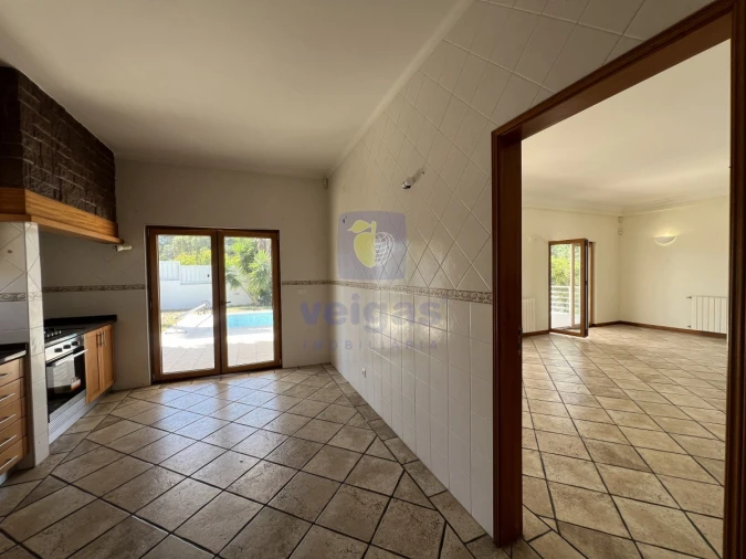 Moradia T5 para Venda em Sesimbra (Castelo) Foto 13