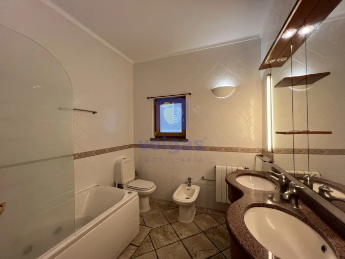 Moradia T5 para Venda em Sesimbra (Castelo) Foto 20