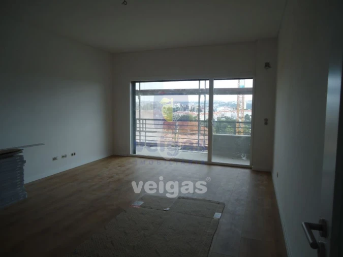 Apartamento T3 para Venda em Odivelas Foto 2