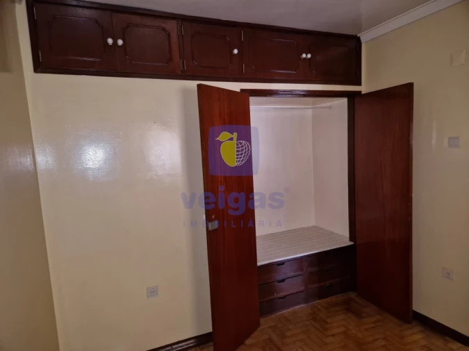 Apartamento T3 para Venda em Pontinha e Famões Foto 24