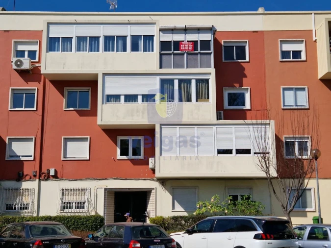 Apartamento T3 para Venda em Pontinha e Famões Foto 8