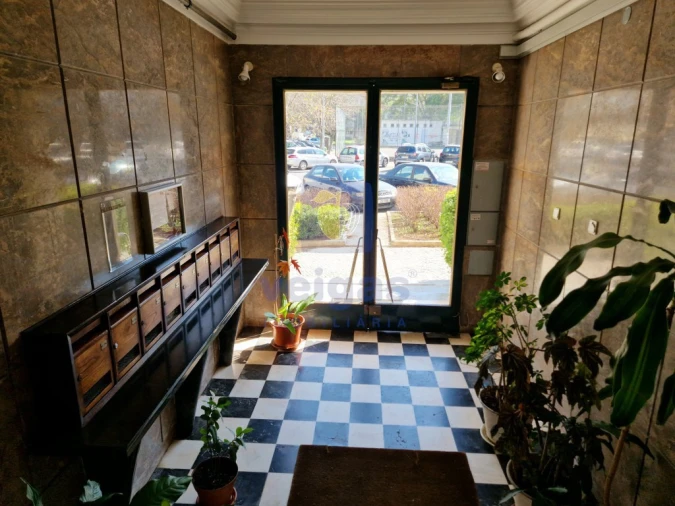 Apartamento T3 para Venda em Pontinha e Famões Foto 10