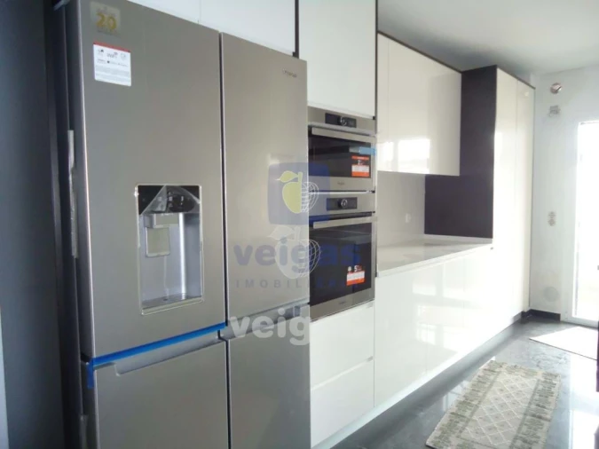 Apartamento T3 para Venda em Odivelas Foto 1