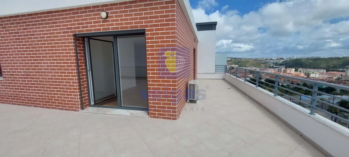 Apartamento T3 para Venda em Odivelas Foto 31