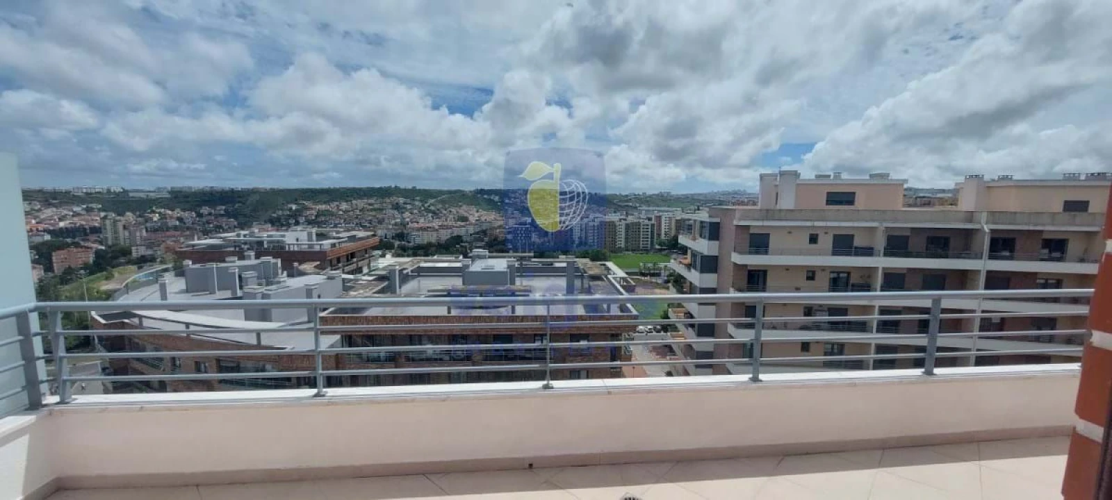 Apartamento T3 para Venda em Odivelas Foto 24