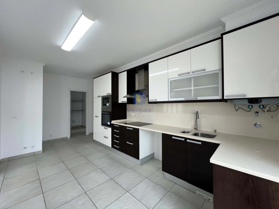 Moradia T4 para Venda em Ericeira Foto 13