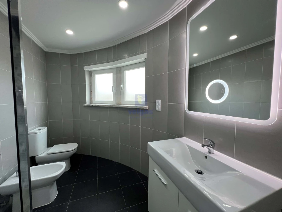 Moradia T4 para Venda em Ericeira Foto 28