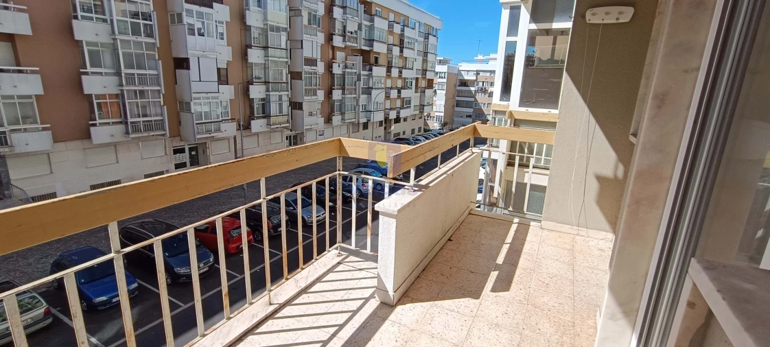 Apartamento T2 para Venda em Oeiras e São Julião da Barra, Paço de Arcos e Caxias Foto 15