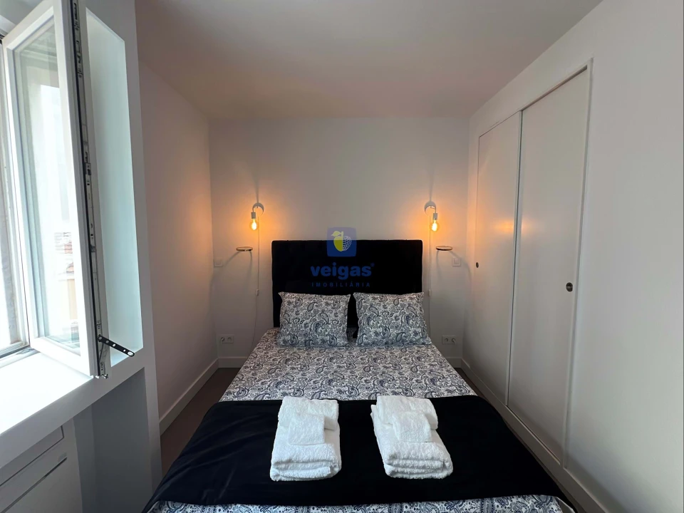 Apartamento T2 para Arrendamento em Santa Maria Maior Foto 6