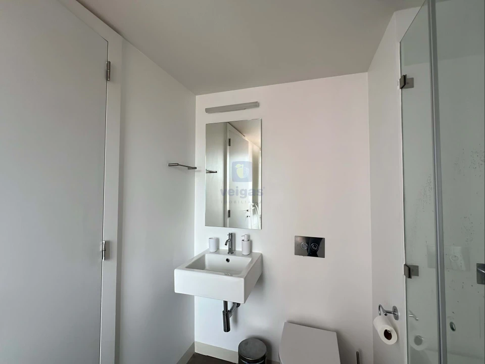 Apartamento T2 para Arrendamento em Santa Maria Maior Foto 20