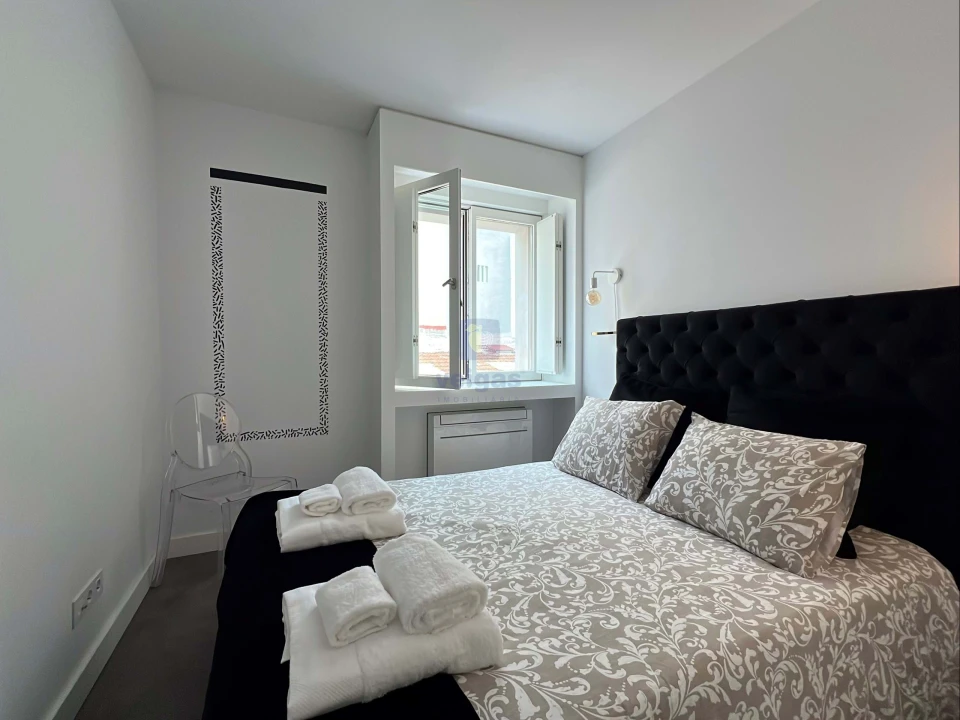 Apartamento T2 para Arrendamento em Santa Maria Maior Foto 2