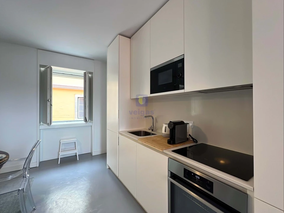 Apartamento T2 para Arrendamento em Santa Maria Maior Foto 5