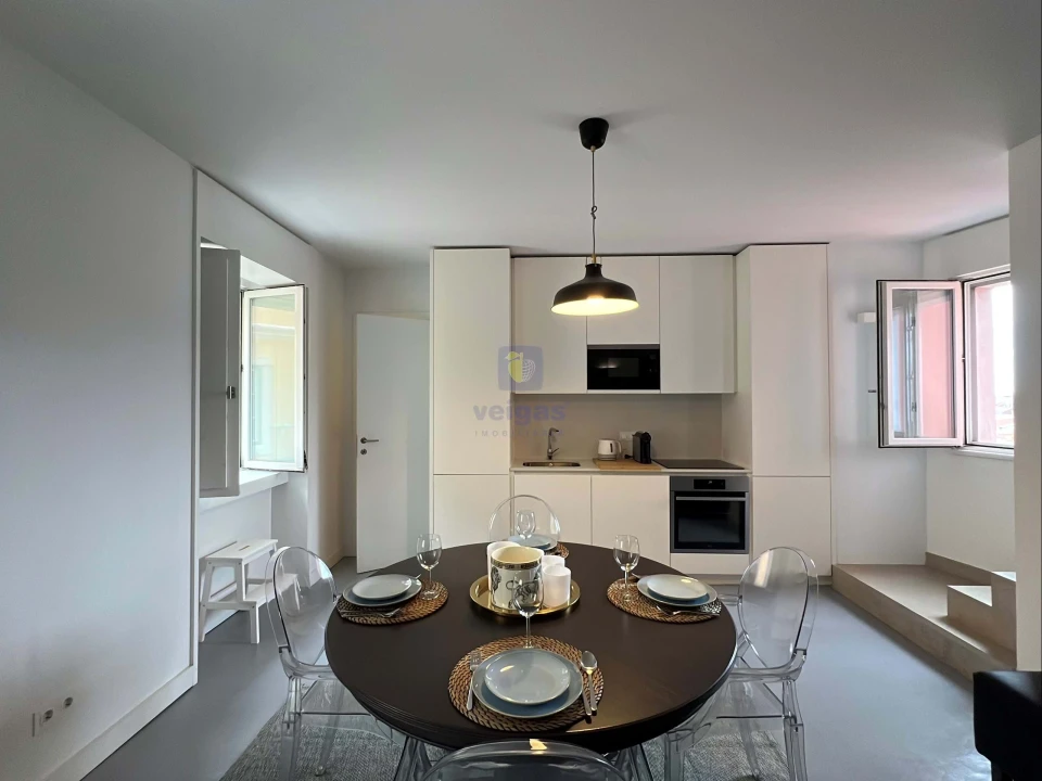 Apartamento T2 para Arrendamento em Santa Maria Maior Foto 7