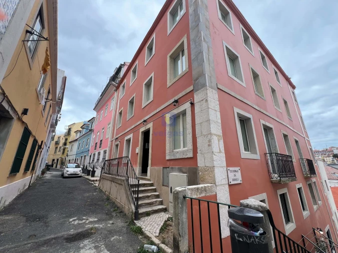 Apartamento T2 para Arrendamento em Santa Maria Maior Foto 3