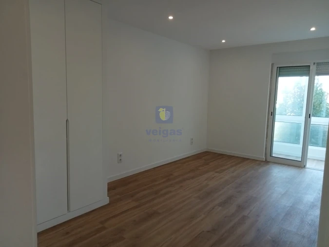 Apartamento T3 para Venda em Águas Livres Foto 20