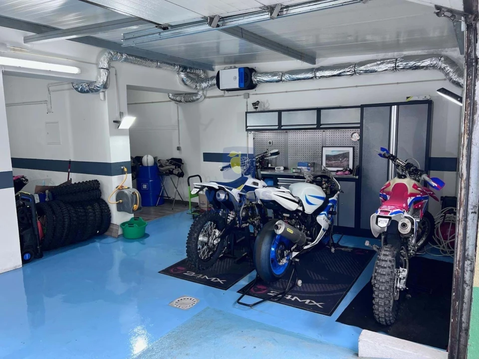 Garagem para Venda em Venteira Foto 3