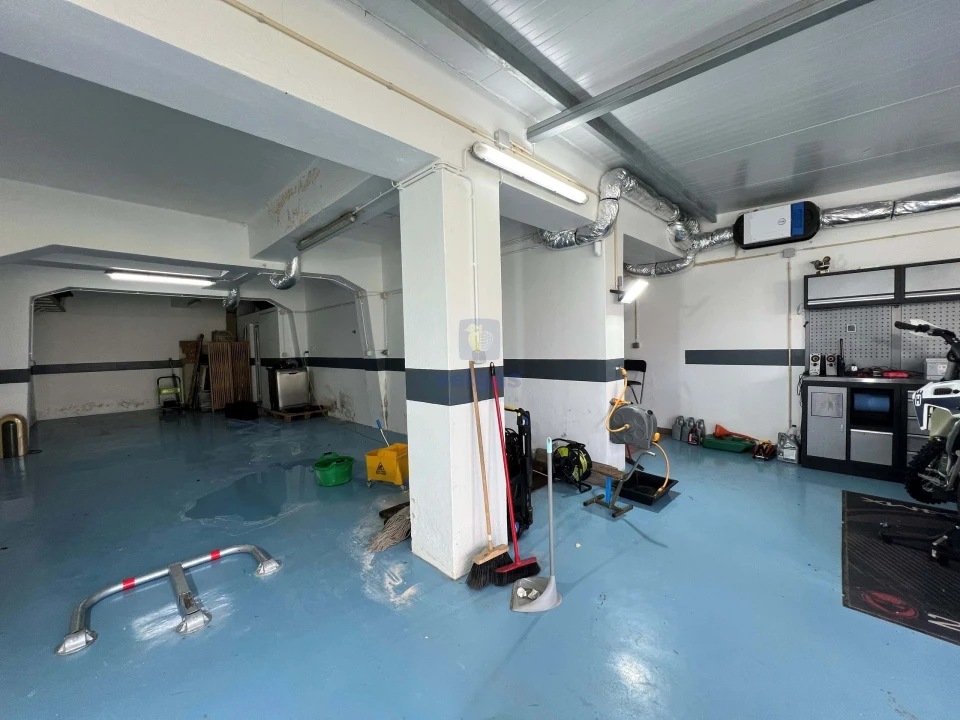 Garagem para Venda em Venteira Foto 17