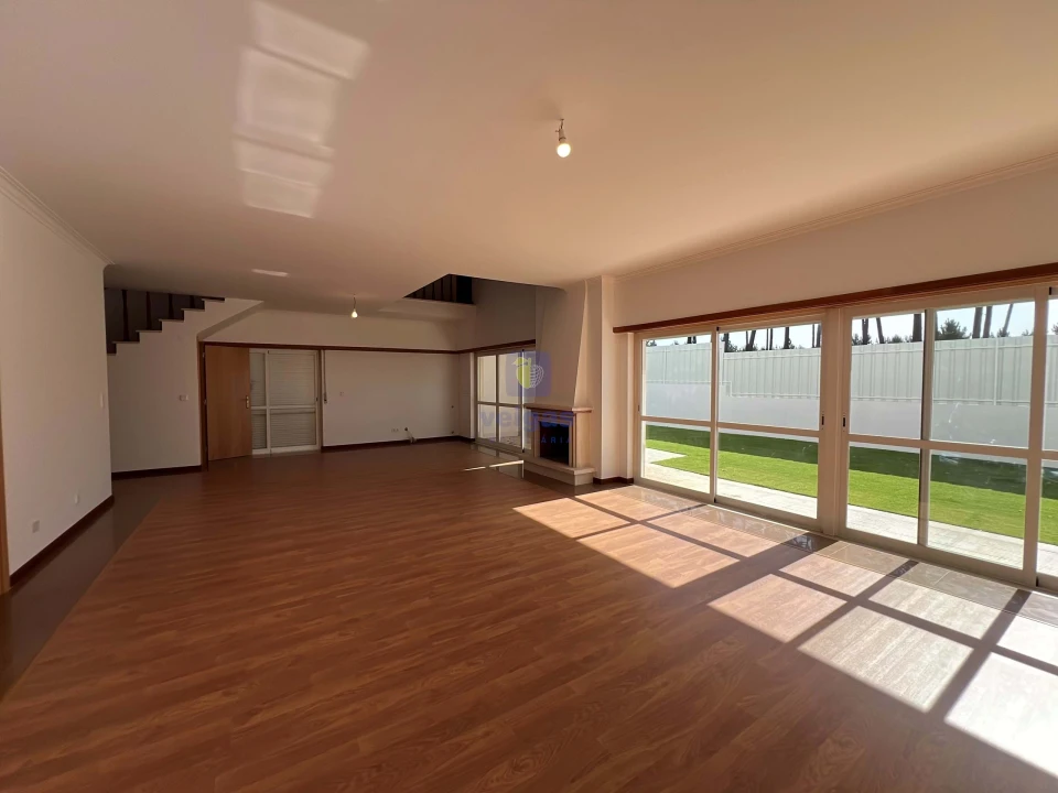 Moradia T4 para Venda em Sesimbra (Castelo) Foto 17