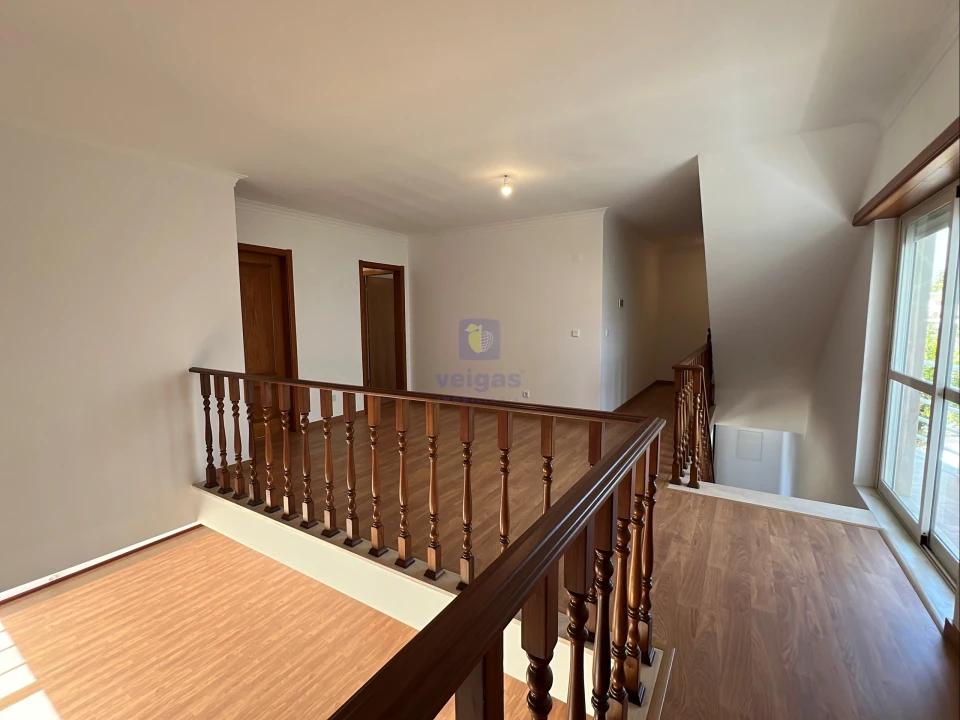 Moradia T4 para Venda em Sesimbra (Castelo) Foto 23