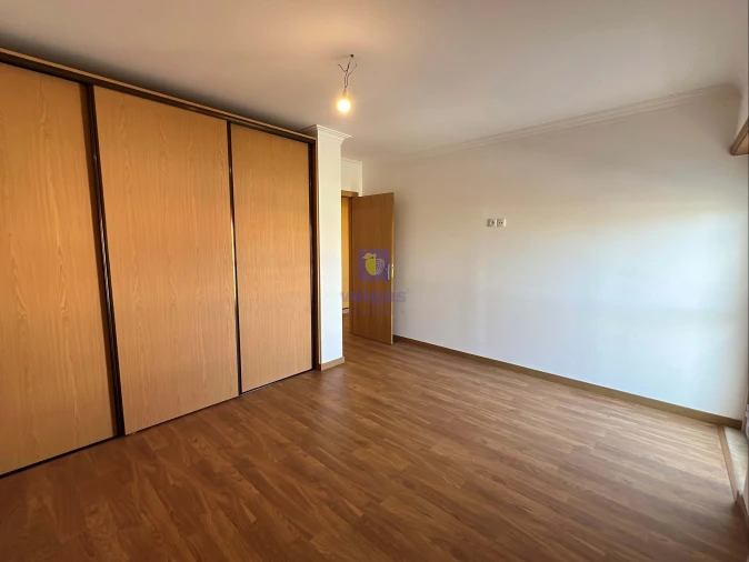 Moradia T4 para Venda em Sesimbra (Castelo) Foto 38