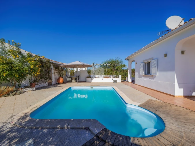 Moradia T2 para Venda em São Bartolomeu de Messines Foto 21