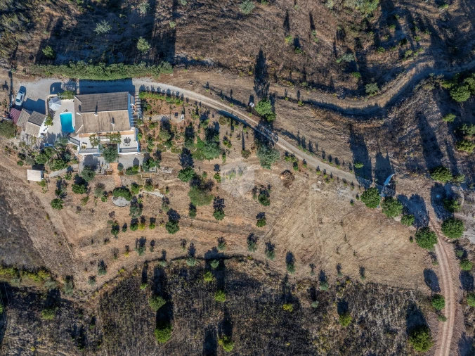 Moradia T2 para Venda em São Bartolomeu de Messines Foto 46