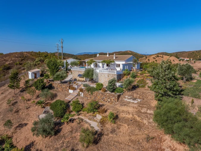 Moradia T2 para Venda em São Bartolomeu de Messines Foto 45