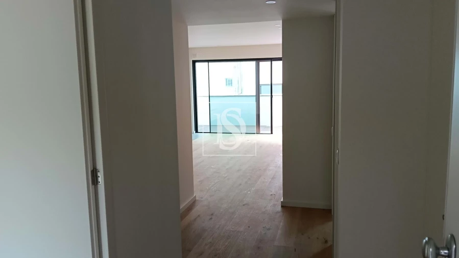 Apartamento T2 para Arrendamento em Bonfim Foto 8