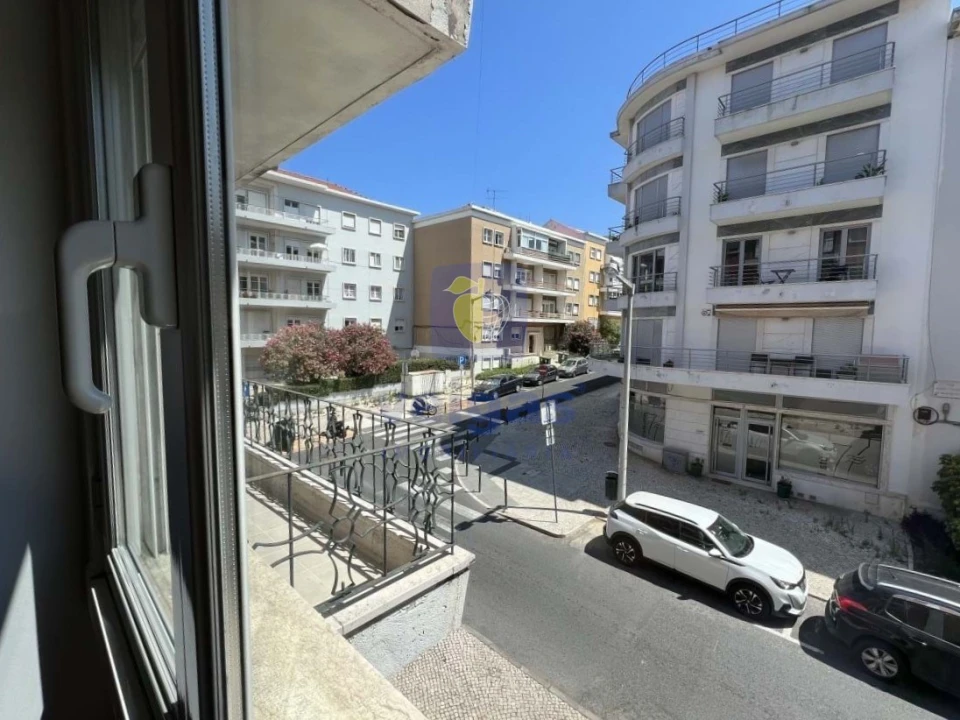 Apartamento T3 para Arrendamento em Alvalade Foto 33