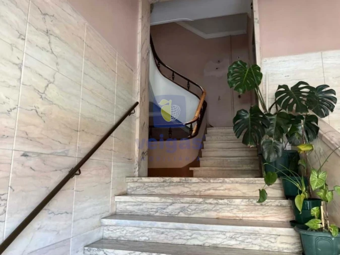 Apartamento T3 para Arrendamento em Alvalade Foto 32