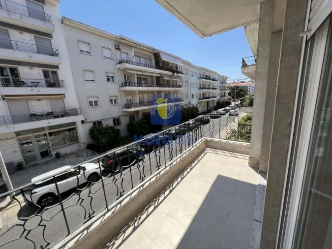 Apartamento T3 para Arrendamento em Alvalade Foto 18