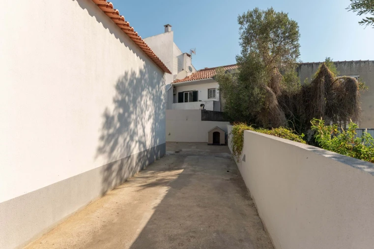 Moradia T2 para Venda em Alcabideche Foto 17