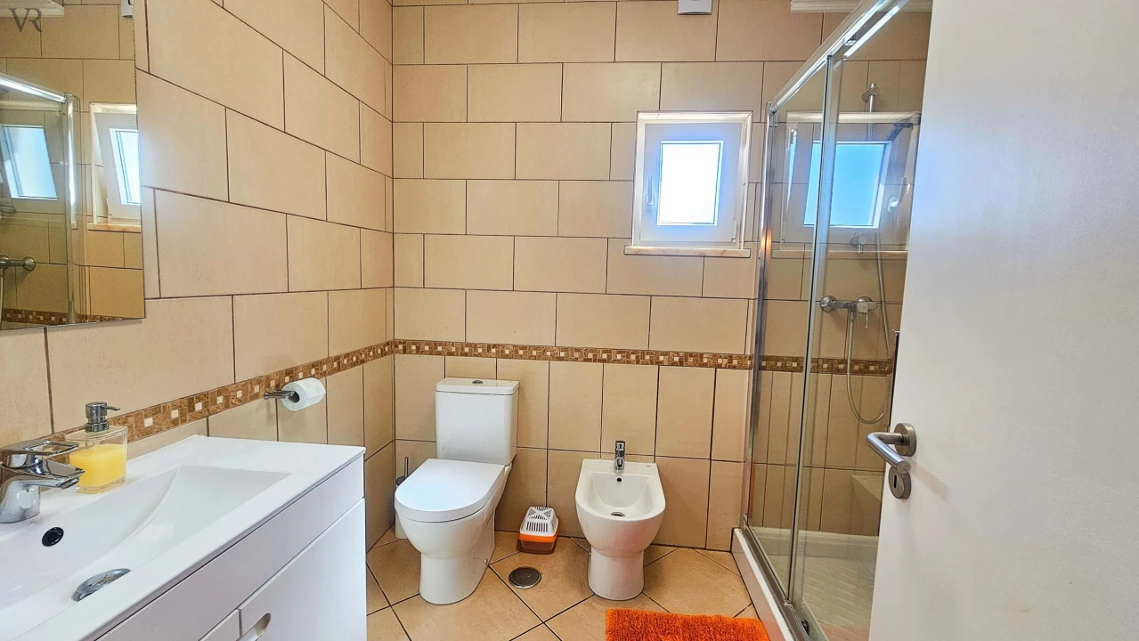 Moradia T5 para Venda em Boliqueime Foto 10