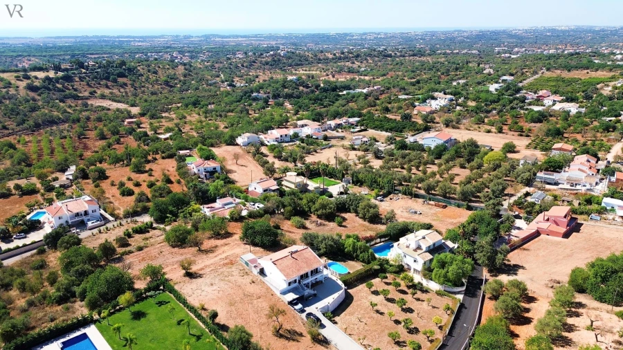 Moradia T5 para Venda em Boliqueime Foto 29