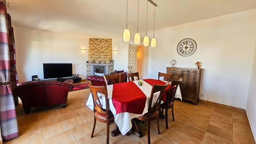 Moradia T5 para Venda em Boliqueime Foto 6