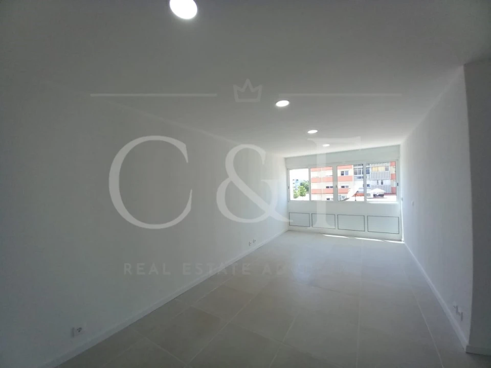 Apartamento T2 para Venda em Almada, Cova da Piedade, Pragal e Cacilhas Foto 17