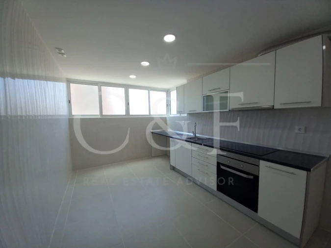 Apartamento T2 para Venda em Almada, Cova da Piedade, Pragal e Cacilhas Foto 9