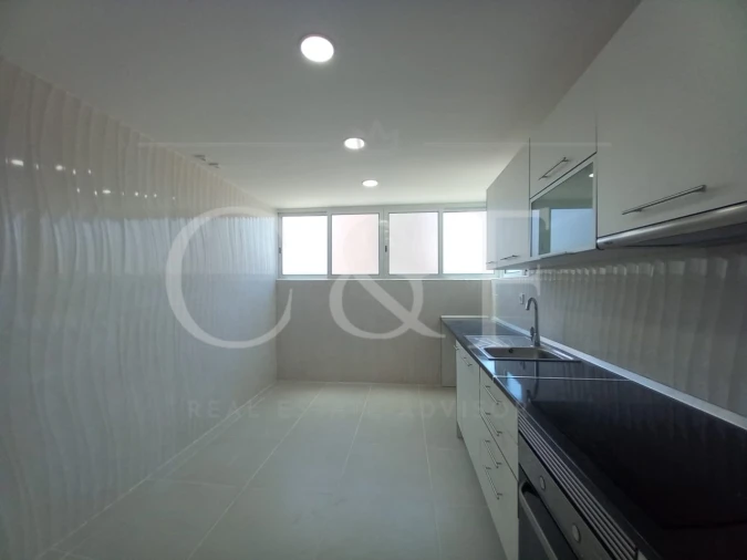 Apartamento T2 para Venda em Almada, Cova da Piedade, Pragal e Cacilhas Foto 10
