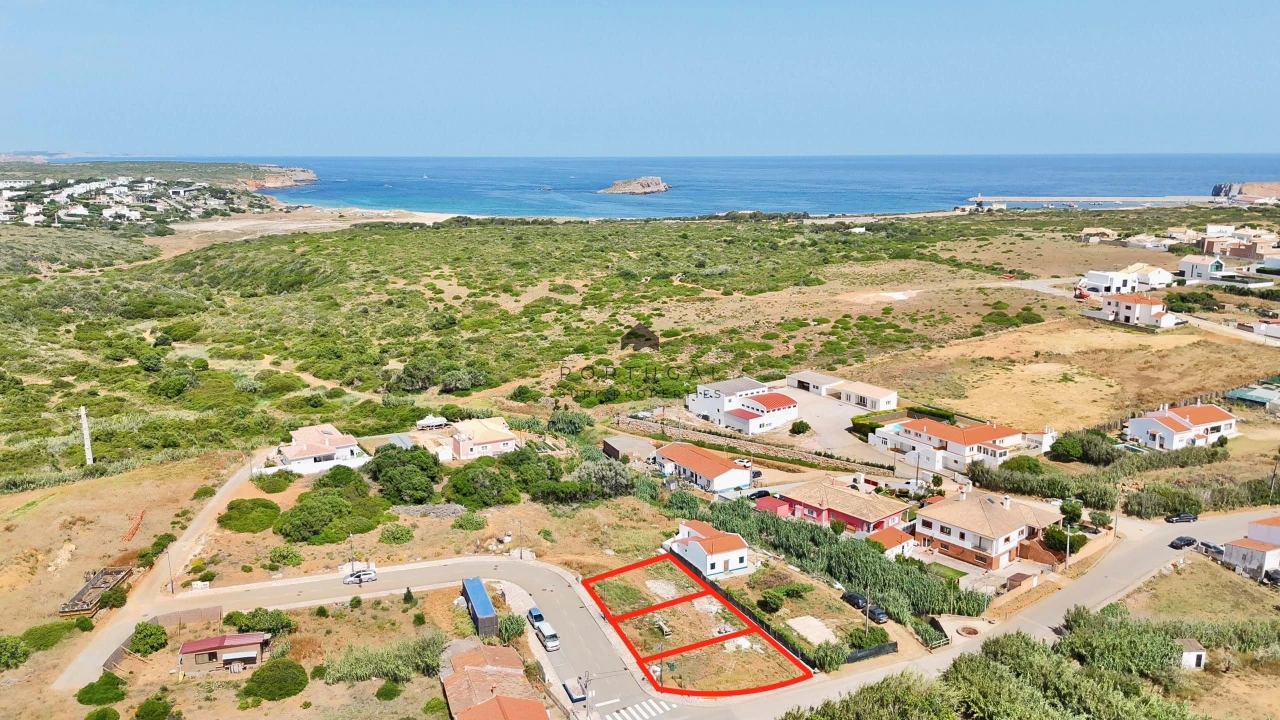Terreno para Venda em Vila de Sagres Foto 1